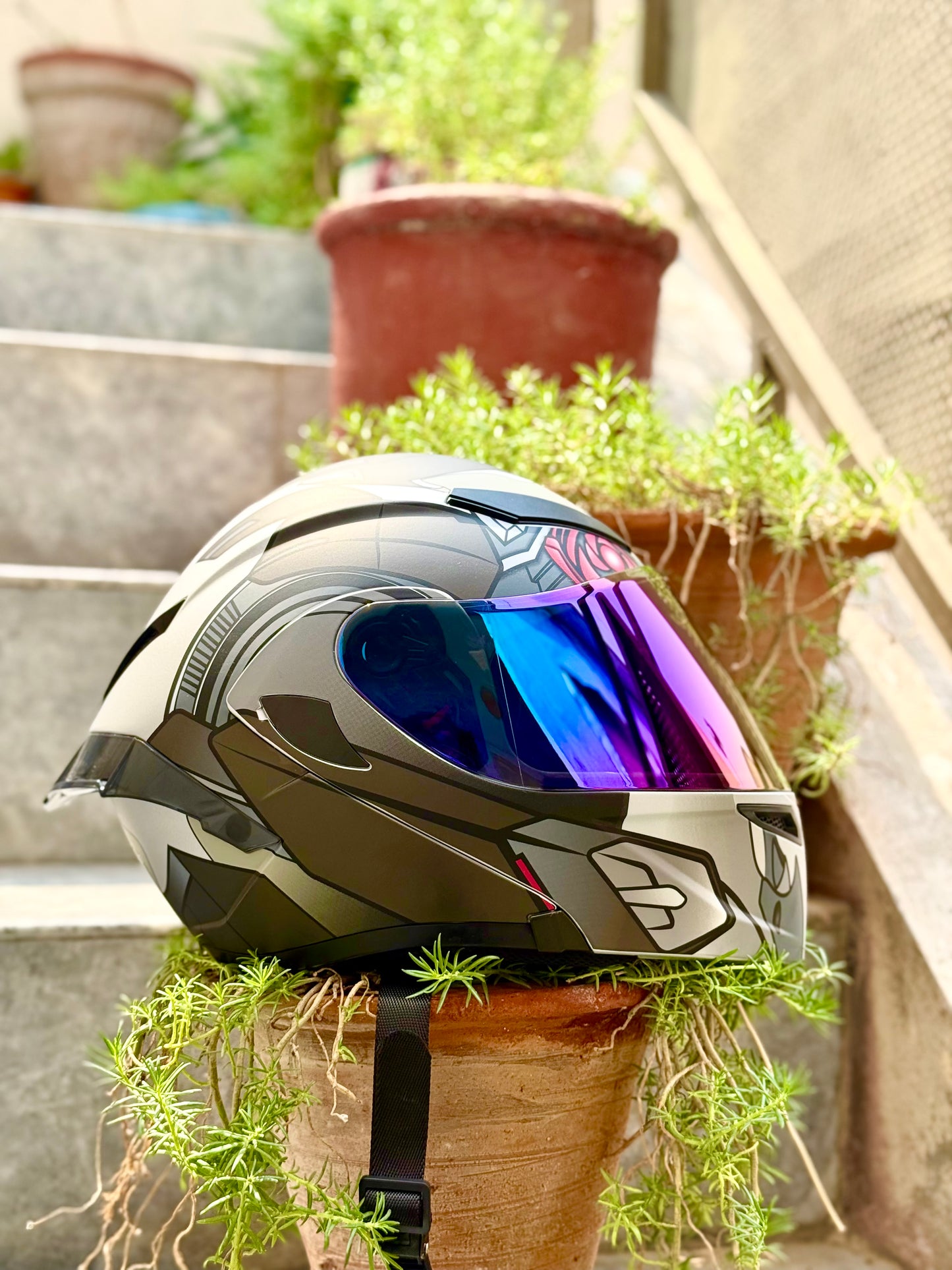 SuperAir 902 Titus Matt Black in multi visor Helmet smart shape with Spoiler DOT certified Helmet SP902