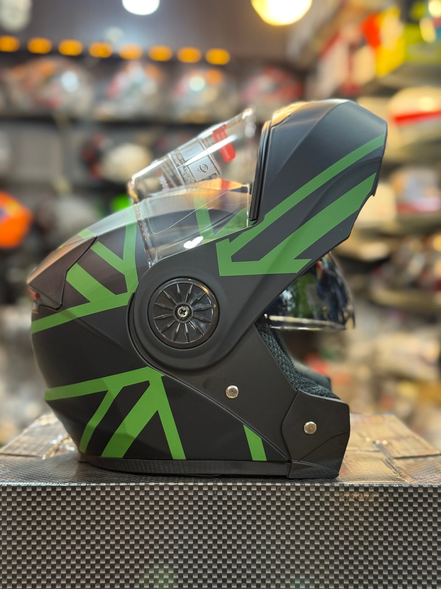 Burrak 107 Flip up Helmet in washable padding , Duel visor , No reflection visor