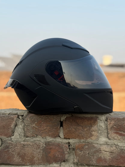 SuperAir 902 plain Matt Black in Tinted visor Helmet smart shape with Spoiler DOT certified Helmet SP902