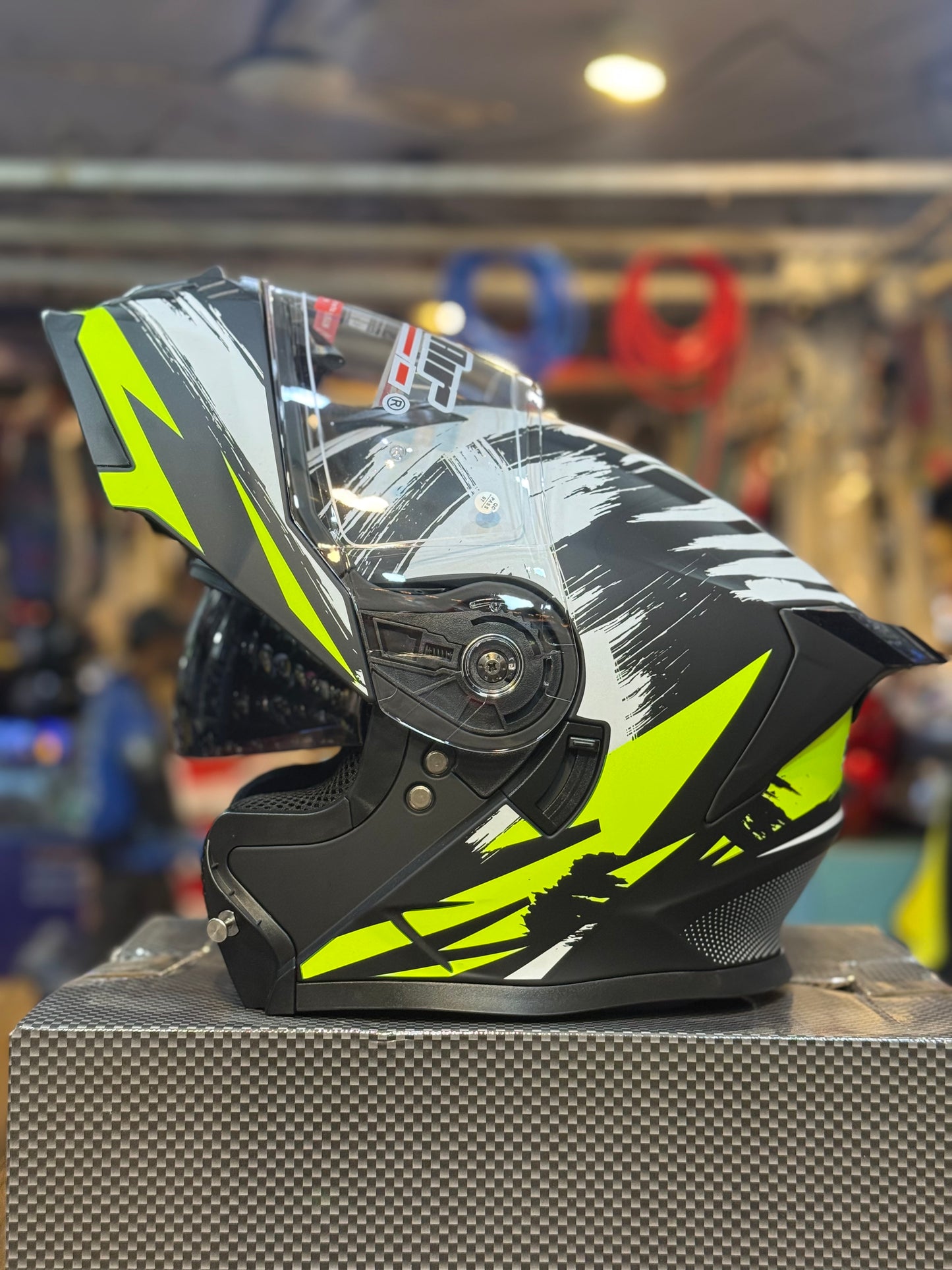 Superair SP915 ultra  DOT certified Helmet