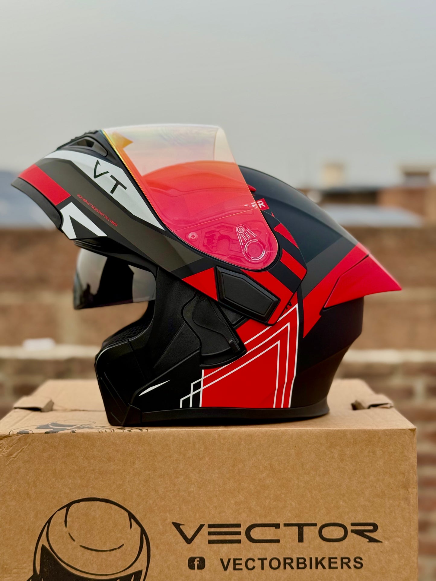 Vector 254 Prime Red  with Polarise Visor  DOT certified Helmet Modular helmet