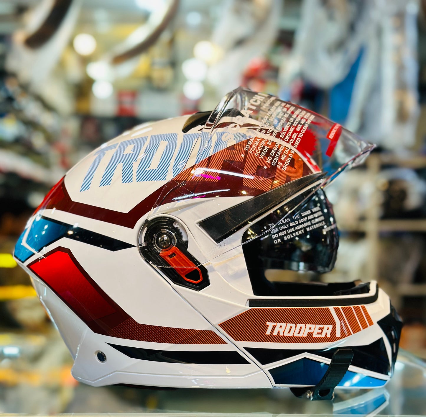 STUDDS Trooper ISI and DOT Certified Gloss Finish Flip-up Full Face Helmet for Men and Women with Inner Sun Visor .