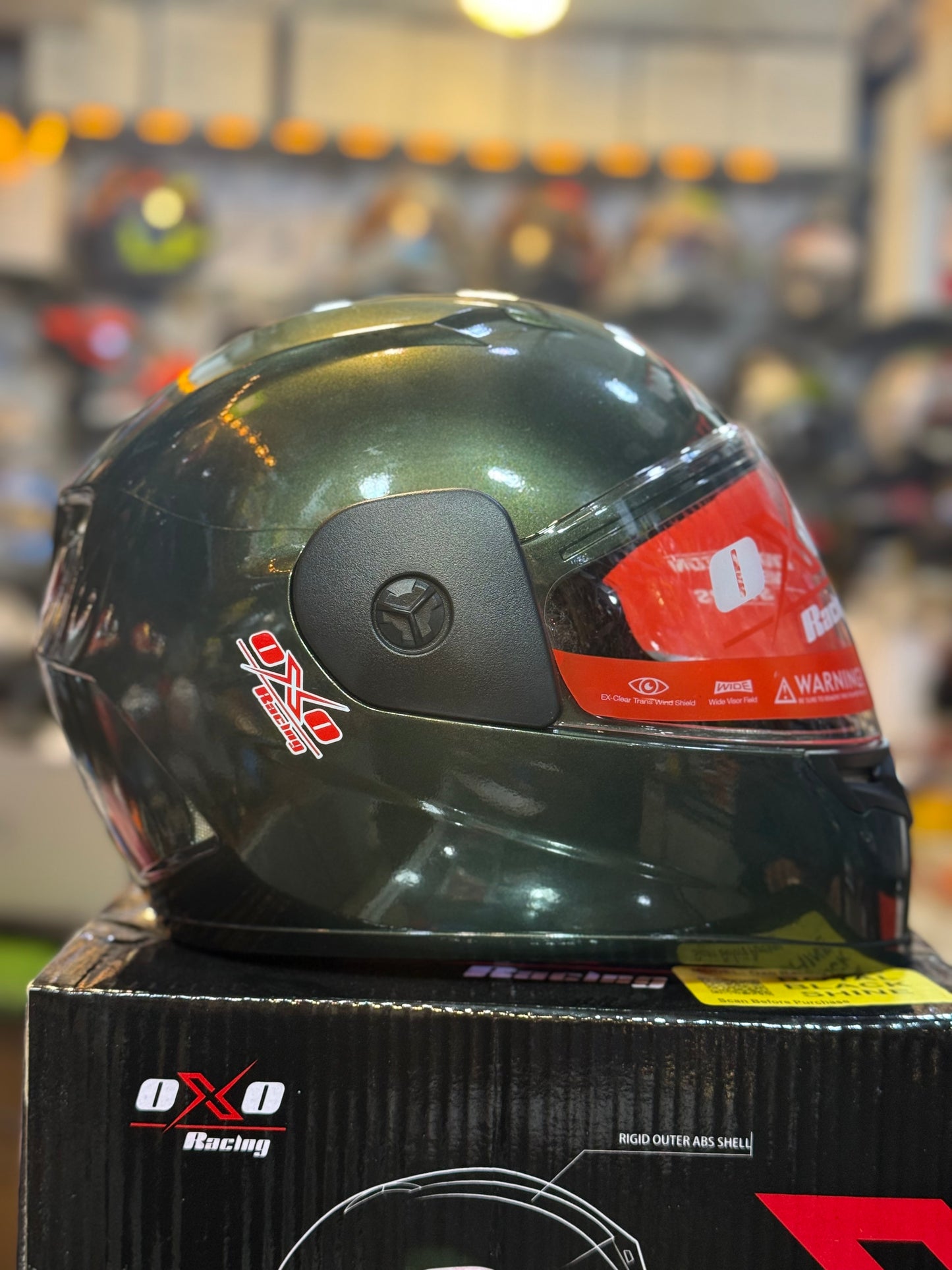 Oxo  Full face Helmet large size top quality unbreakable & Non reflection PC visor