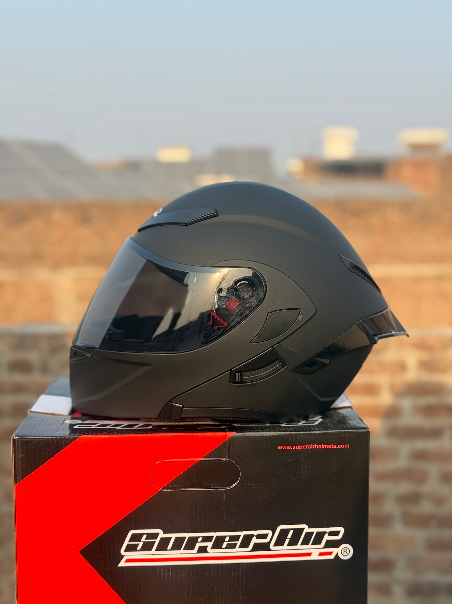 SuperAir 902 plain Matt Black in Tinted visor Helmet smart shape with Spoiler DOT certified Helmet SP902