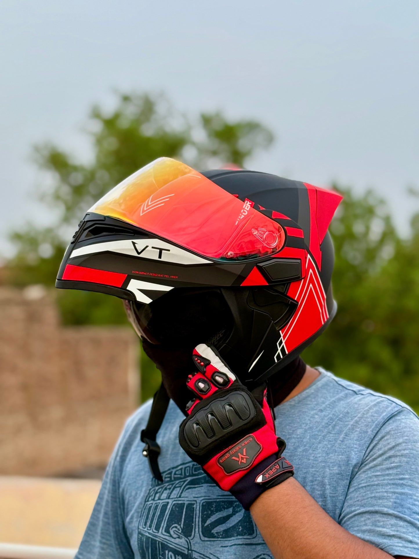 Vector 254 Prime Red  with Polarise Visor  DOT certified Helmet Modular helmet