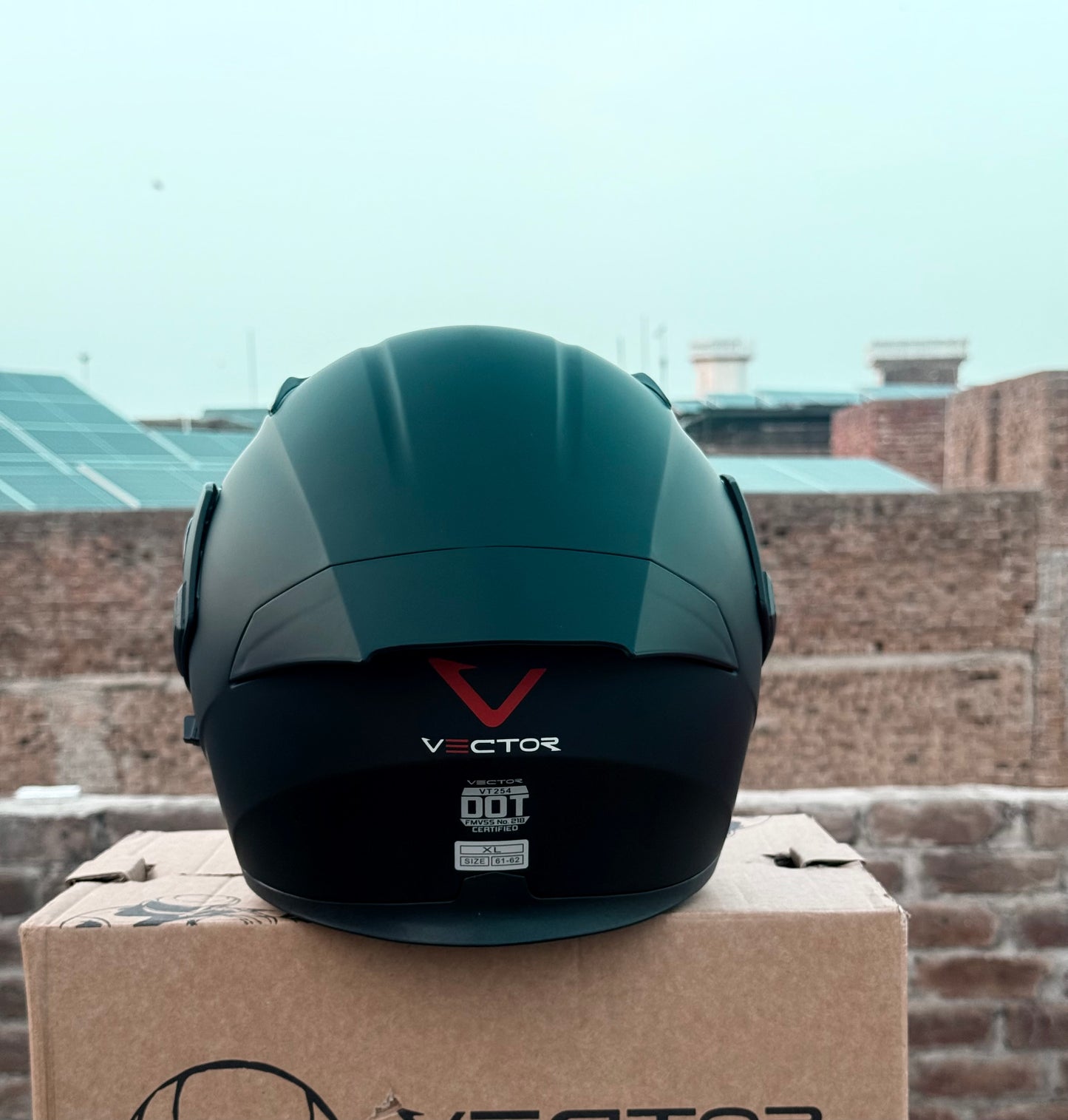 Vector knight 254 Prime Matt Black  with Polarise Visor  DOT certified Helmet Modular helmet