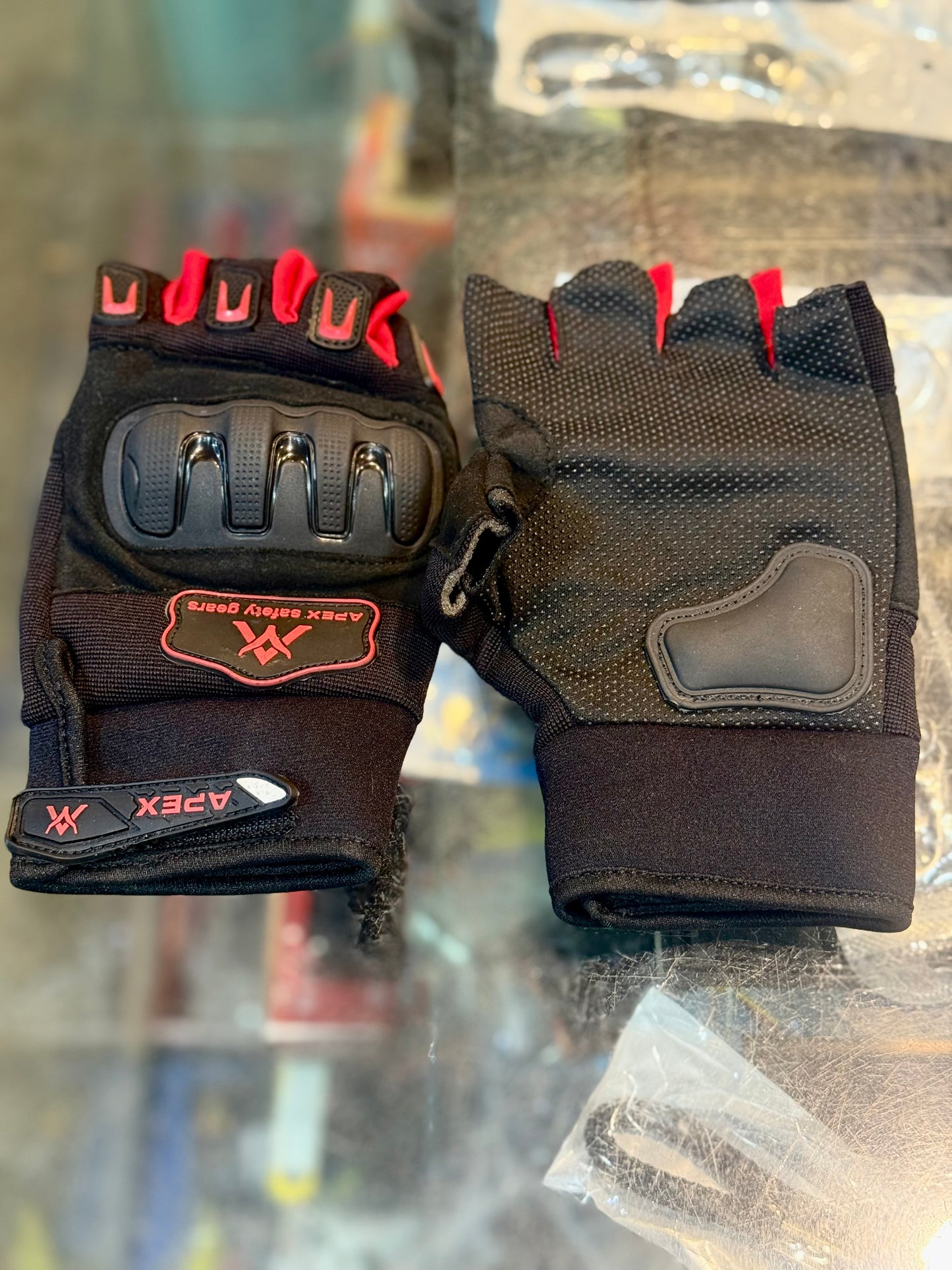 Apex Half Safety Gloves Strong Grip , washable Easy to wear .