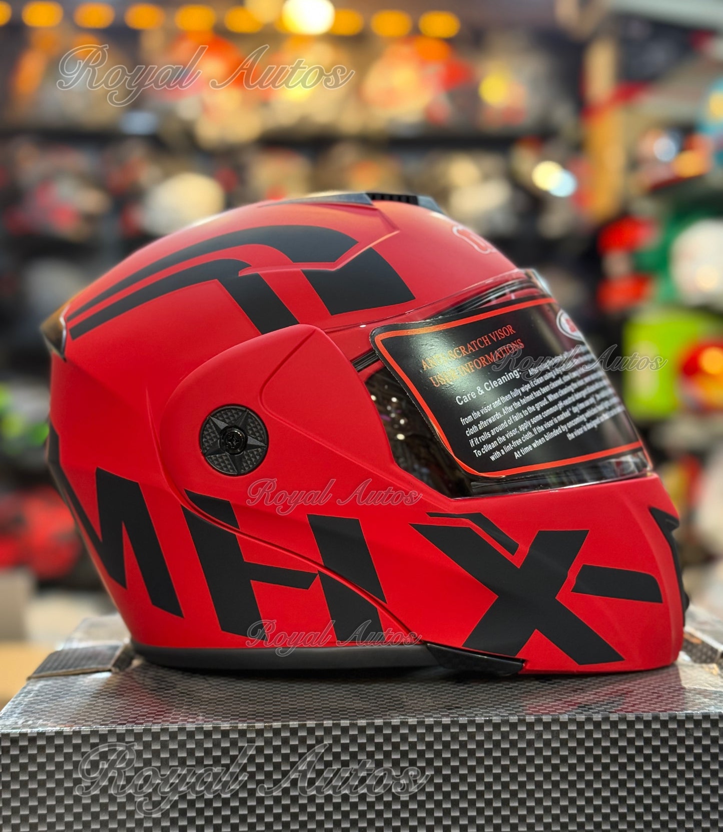 Nice Flip up helmet Duel visor washable Padds nonreflection visor