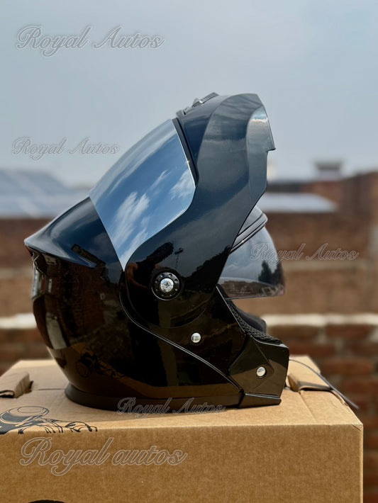 Vector Glossy  black In chrome glass , Duel visor , washable padding , unbreakable Helmet