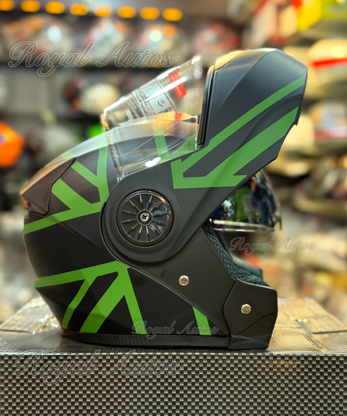 Burrak 107 Flip up Helmet in washable padding , Duel visor , No reflection visor