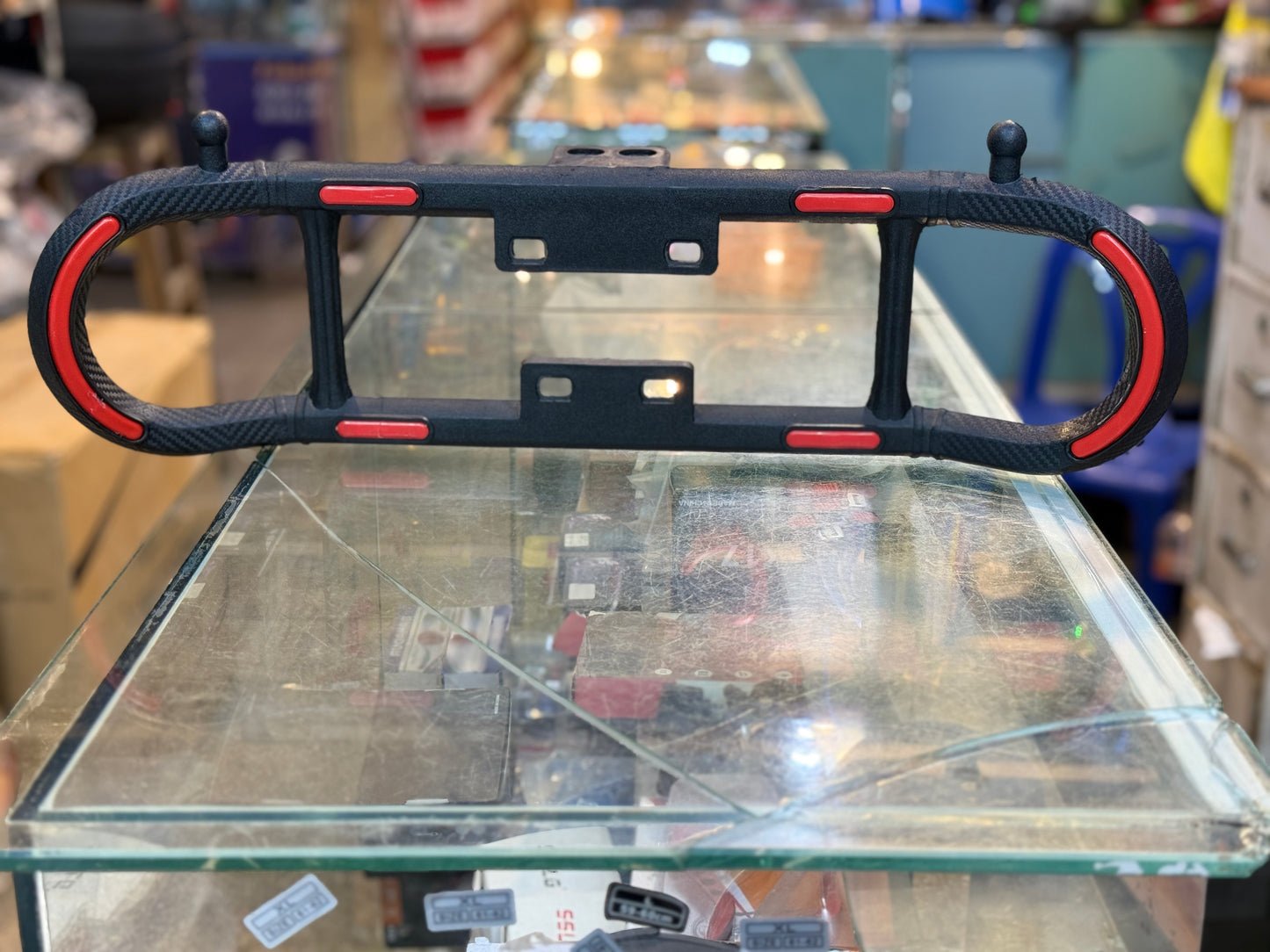 New Motorcycle Safe guard Universal fitting Heavy Duty With Anti Rust ABS Coating  FOR YAMAHA YBR , YBR-G, YBZ , HONDA CB150F, HONDA CB125F, GR150, GS150 Leg Guard (imported)