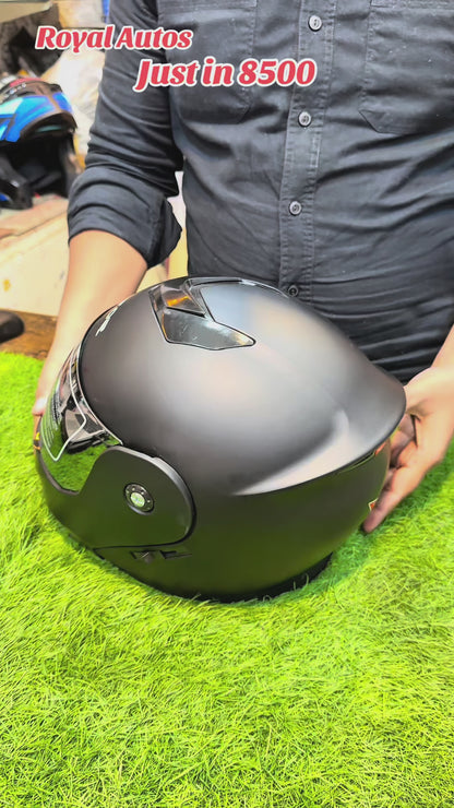 Vector Matt black In chrome glass , Duel visor , washable padding , unbreakable Helmet